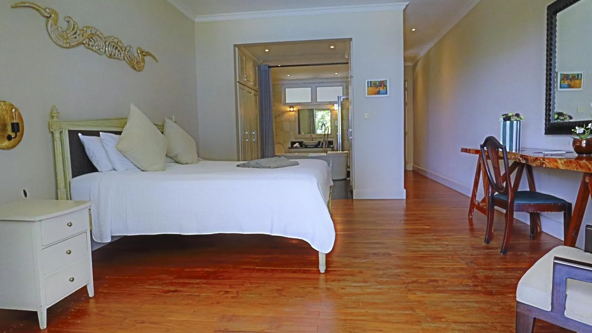 Chateau Elysium Beau Vallon  Hotel Beau Vallon (Mahe)