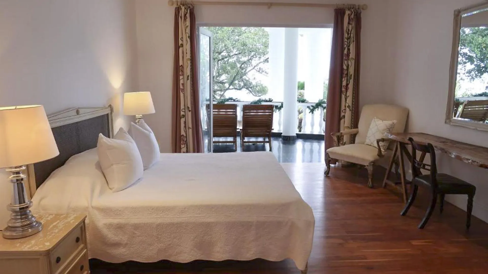 Chateau Elysium Beau Vallon  Seychelles